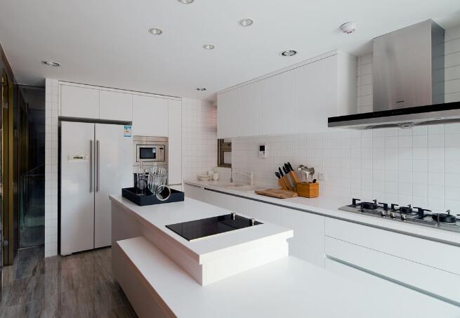 廚房裝修時怎樣選擇櫥柜？